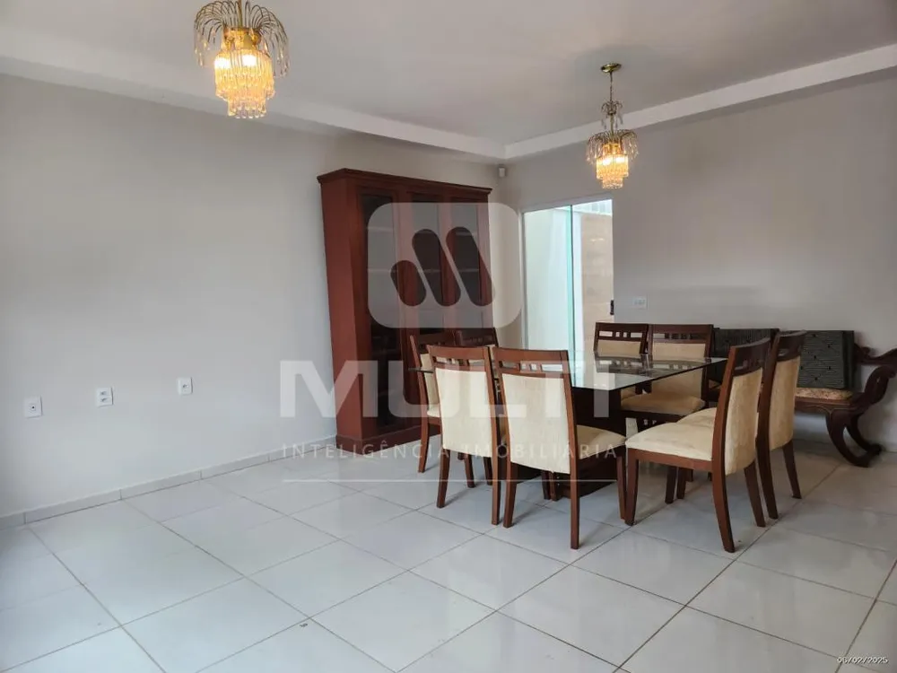 Casa, 4 quartos, 200 m² - Foto 10