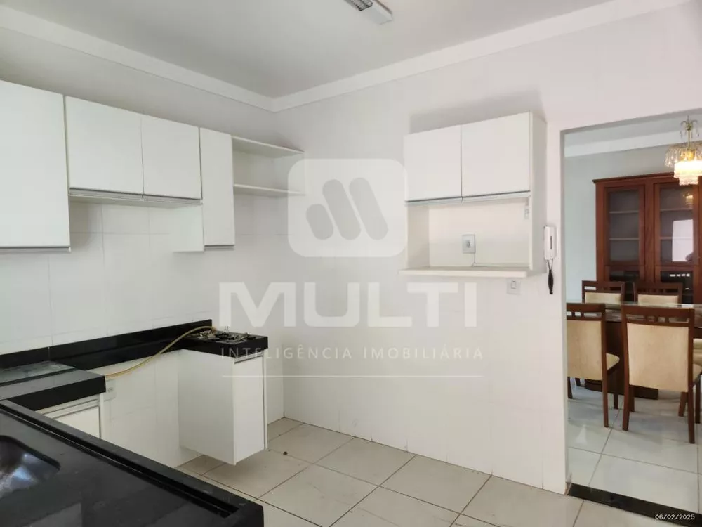 Casa, 4 quartos, 200 m² - Foto 16