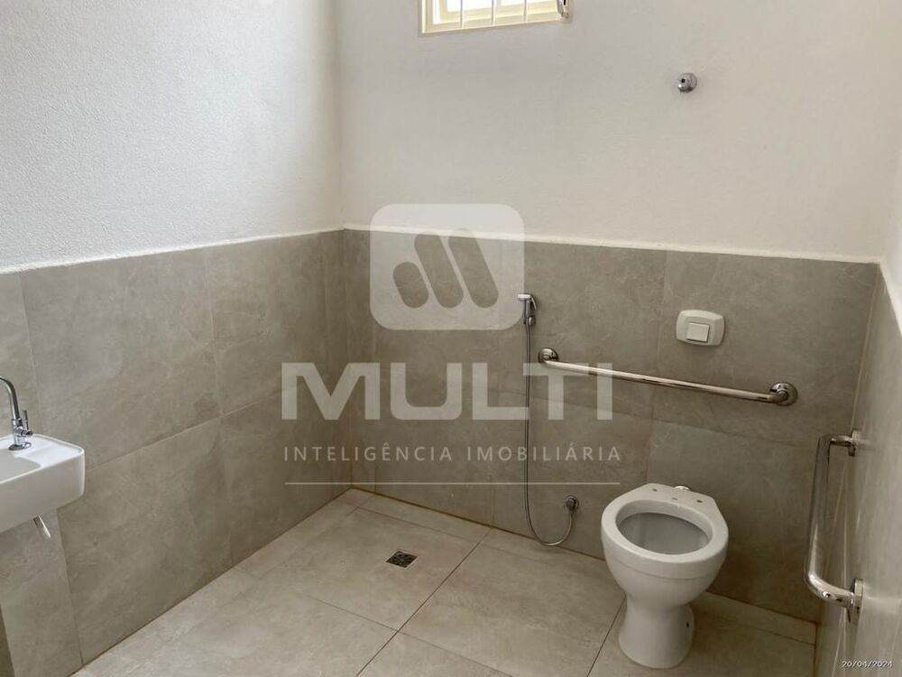 Prédio Inteiro à venda com 5 quartos, 169m² - Foto 17