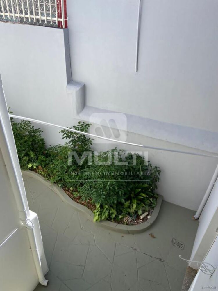 Prédio Inteiro à venda com 5 quartos, 169m² - Foto 2