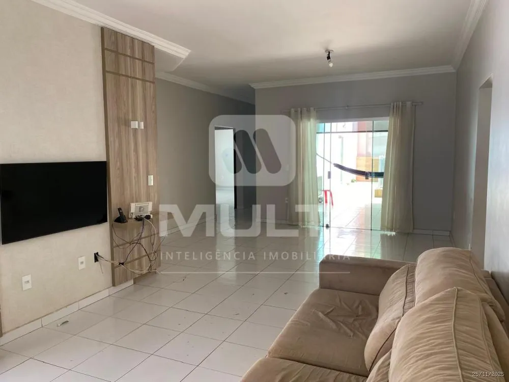 Casa, 4 quartos, 250 m² - Foto 1