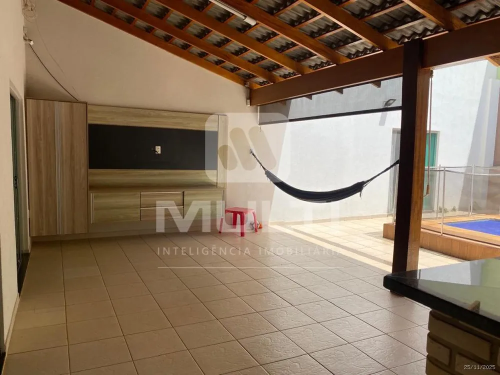 Casa, 4 quartos, 250 m² - Foto 8