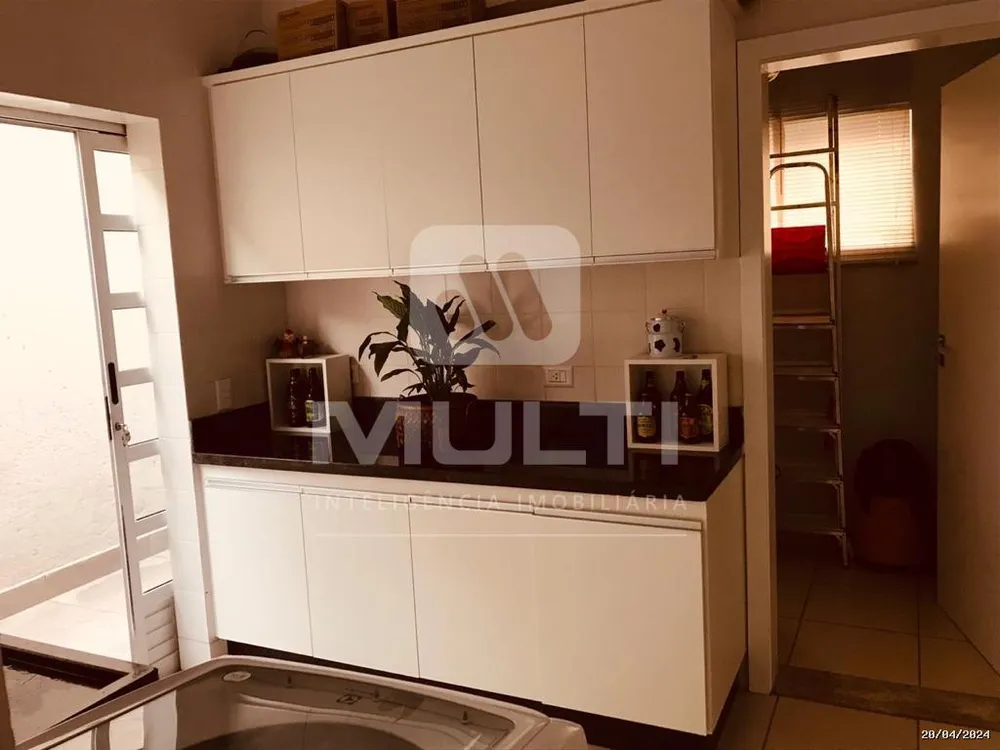 Casa, 4 quartos, 340 m² - Foto 11