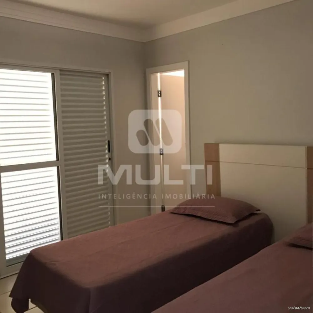 Casa, 4 quartos, 340 m² - Foto 8