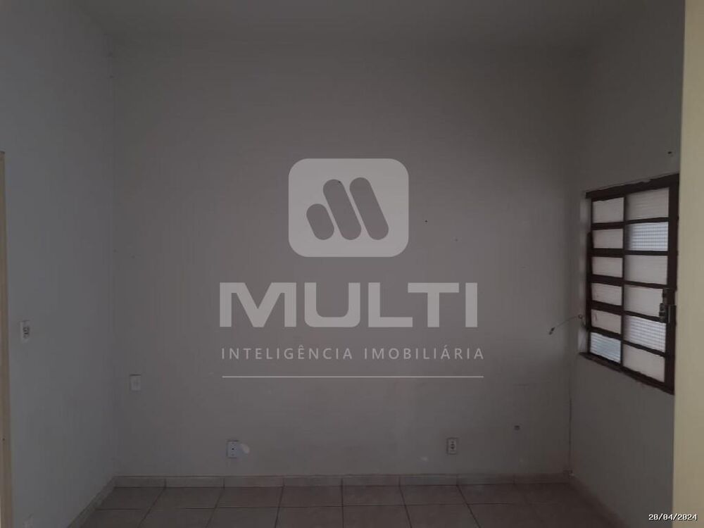 Casa, 5 quartos, 250 m² - Foto 3