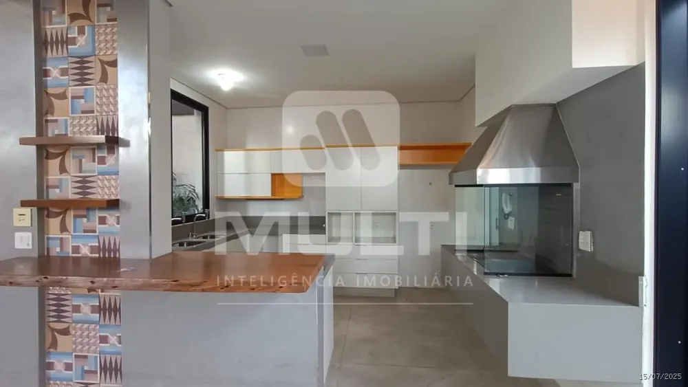 Casa, 3 quartos, 210 m² - Foto 1