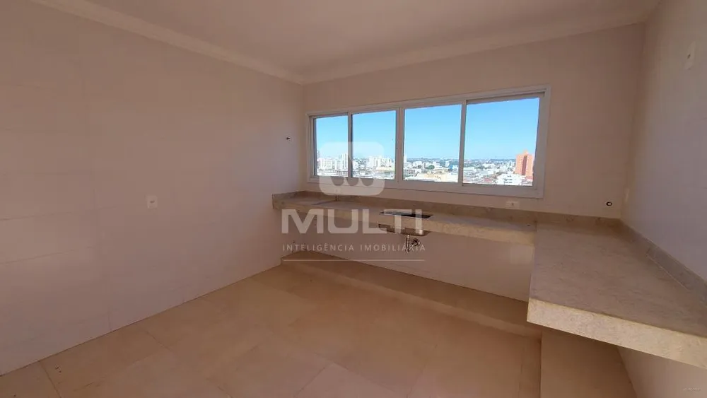 Apartamento, 3 quartos, 208 m² - Foto 3