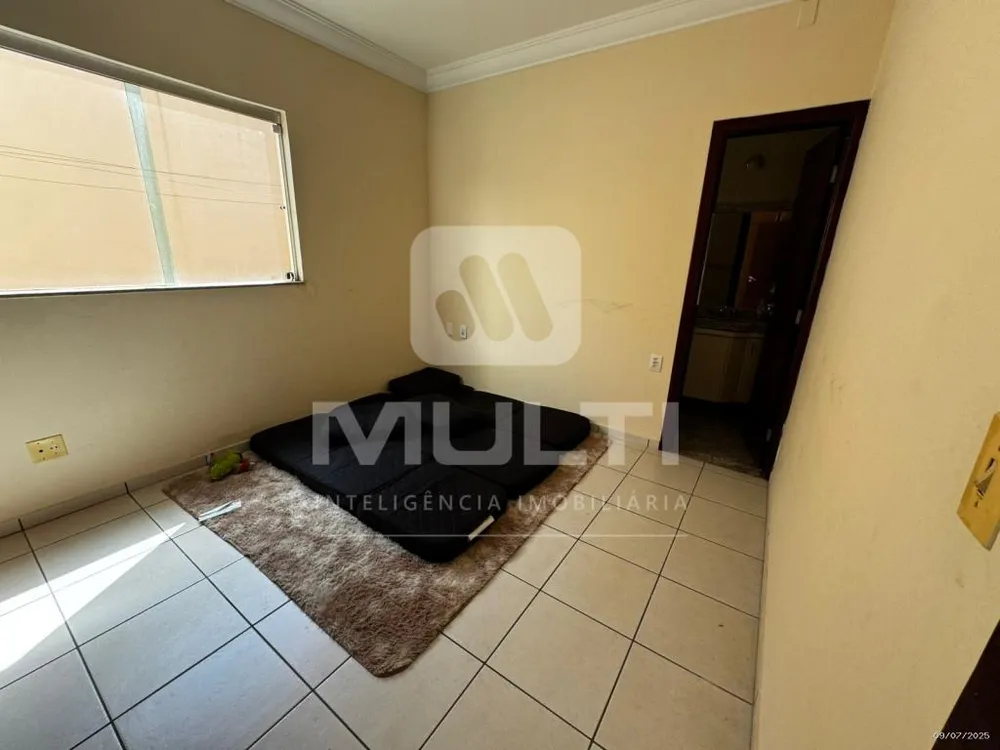 Casa, 3 quartos, 220 m² - Foto 4