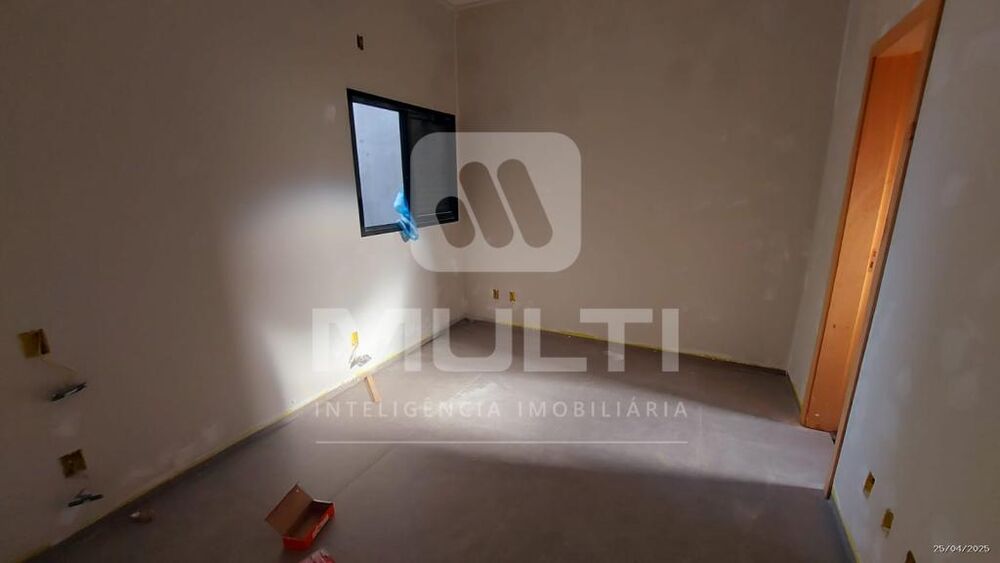 Casa, 3 quartos, 162 m² - Foto 1