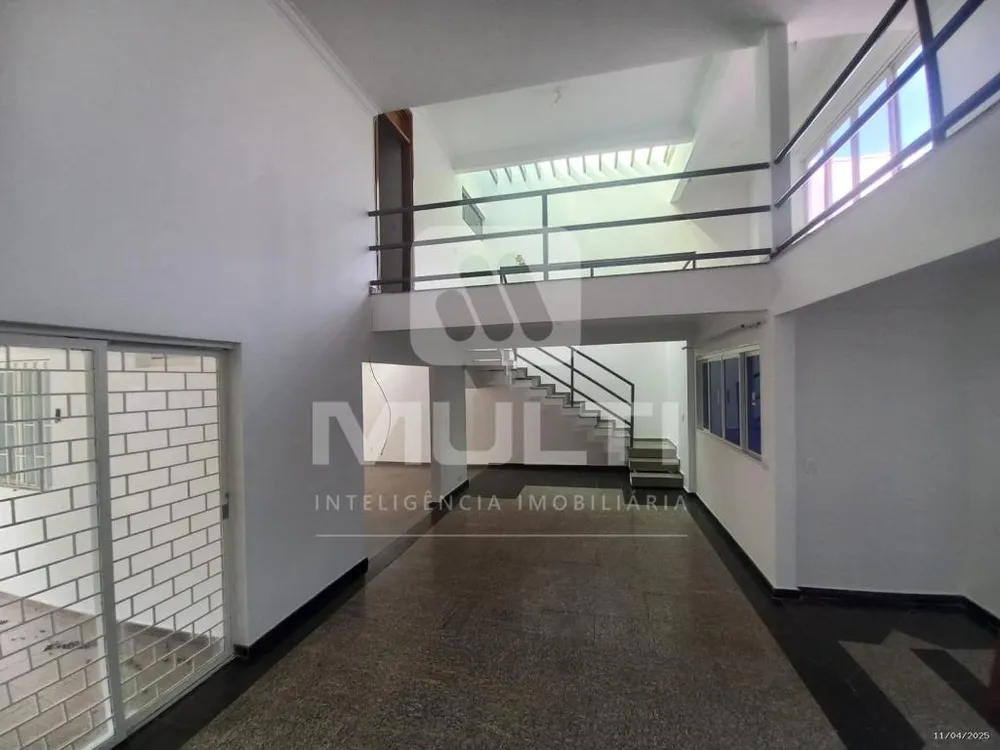 Casa, 3 quartos, 180 m² - Foto 1
