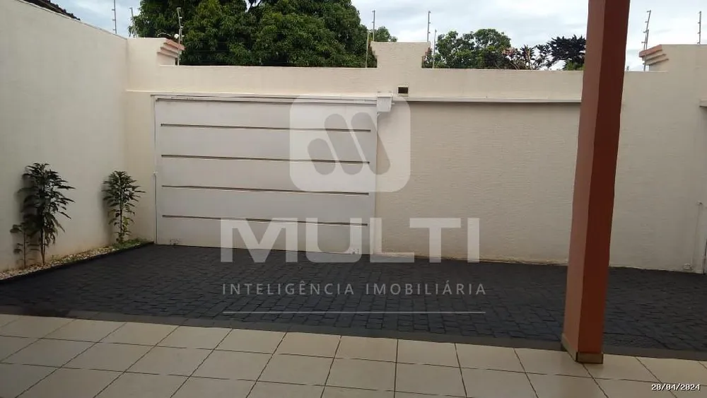 Casa, 4 quartos, 304 m² - Foto 2