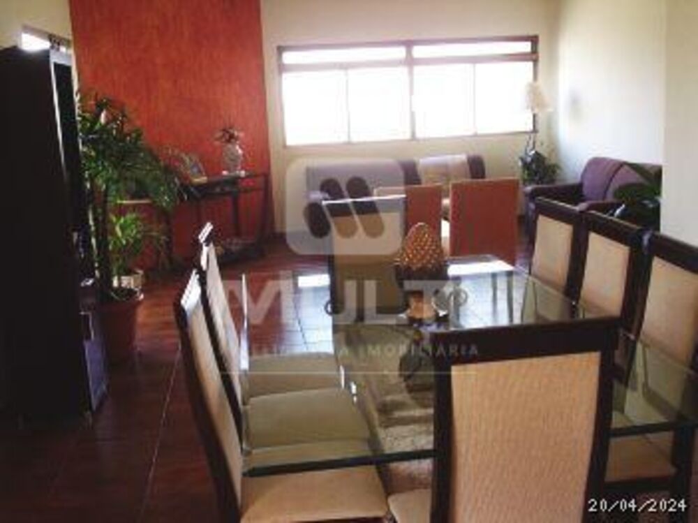Apartamento, 3 quartos, 205 m² - Foto 1