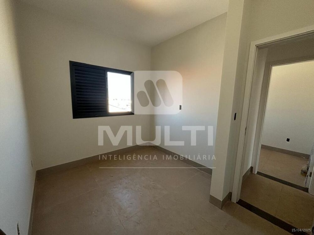 Casa, 3 quartos, 105 m² - Foto 2