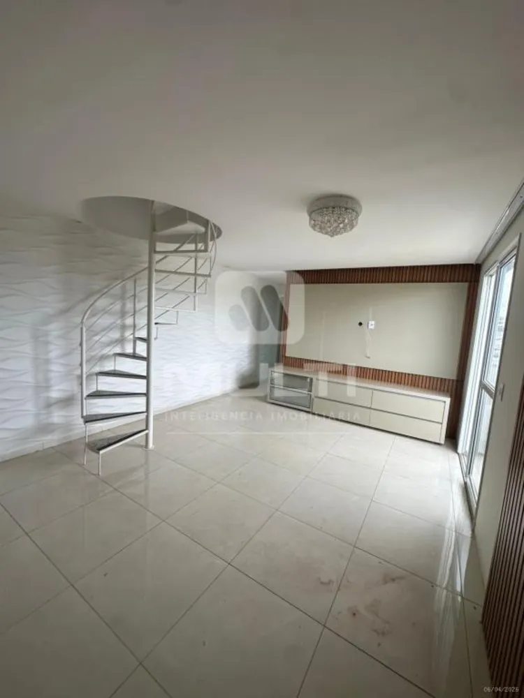 Cobertura, 3 quartos, 147 m² - Foto 2