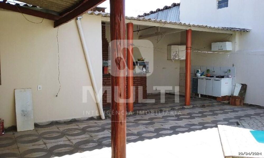 Casa, 4 quartos, 270 m² - Foto 3