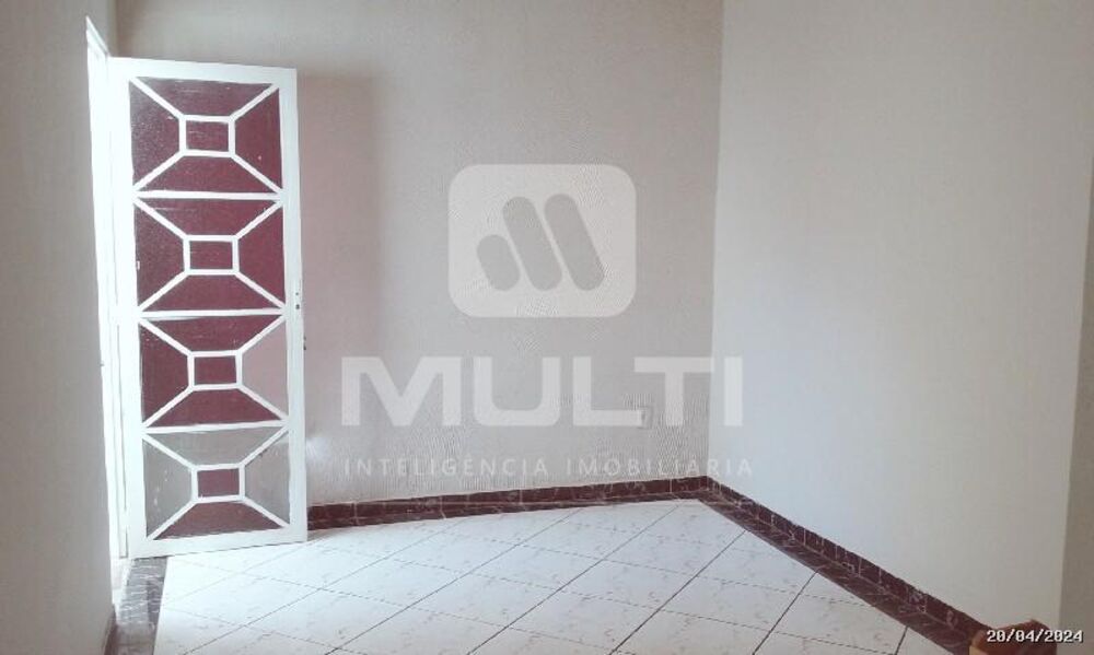 Casa, 4 quartos, 270 m² - Foto 2