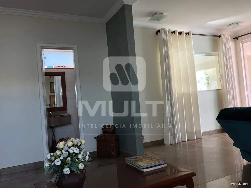 Casa, 4 quartos, 375 m² - Foto 8