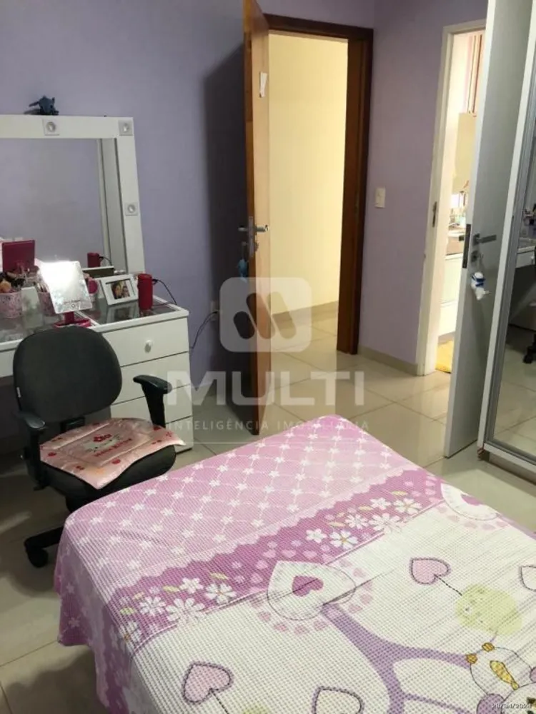 Casa, 3 quartos, 266 m² - Foto 12