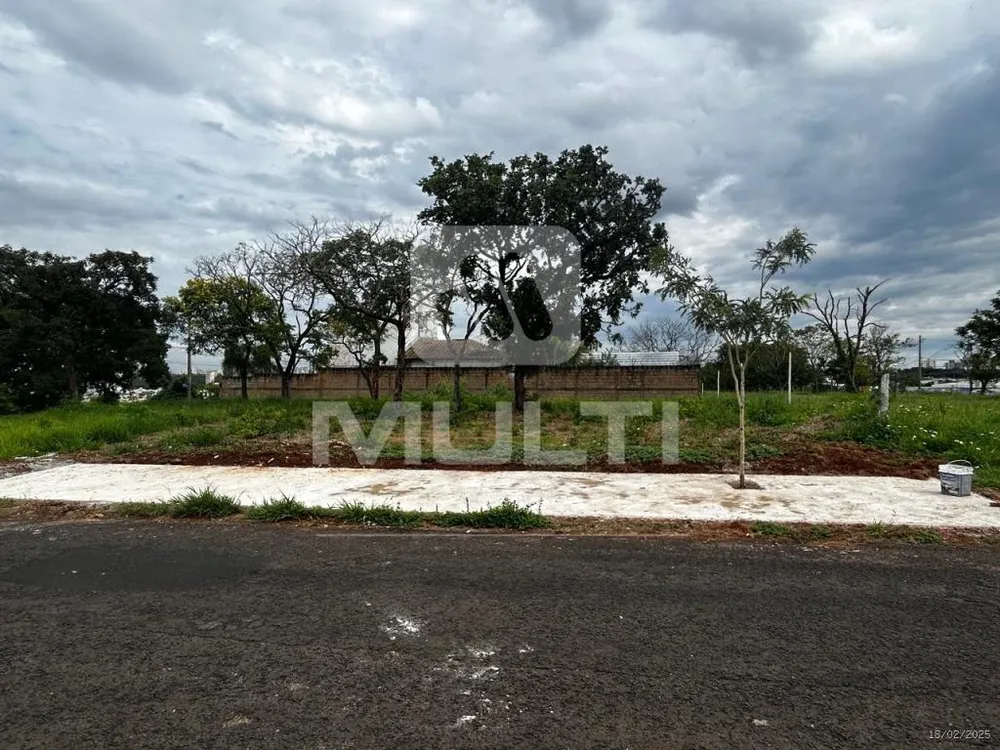 Terreno, 426 m² - Foto 3