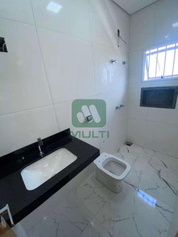 Apartamento à venda com 3 quartos, 159m² - Foto 4