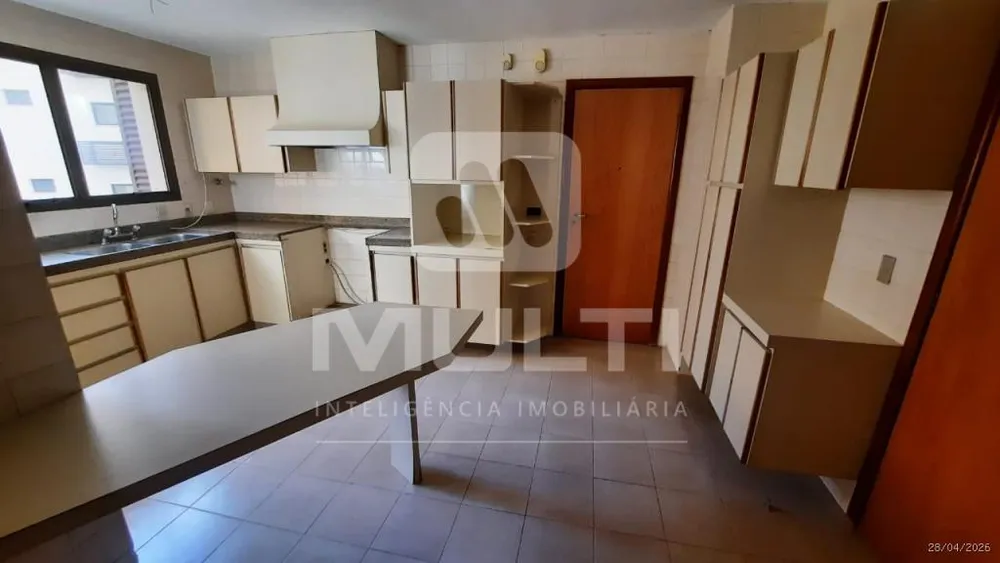 Apartamento, 4 quartos, 235 m² - Foto 6