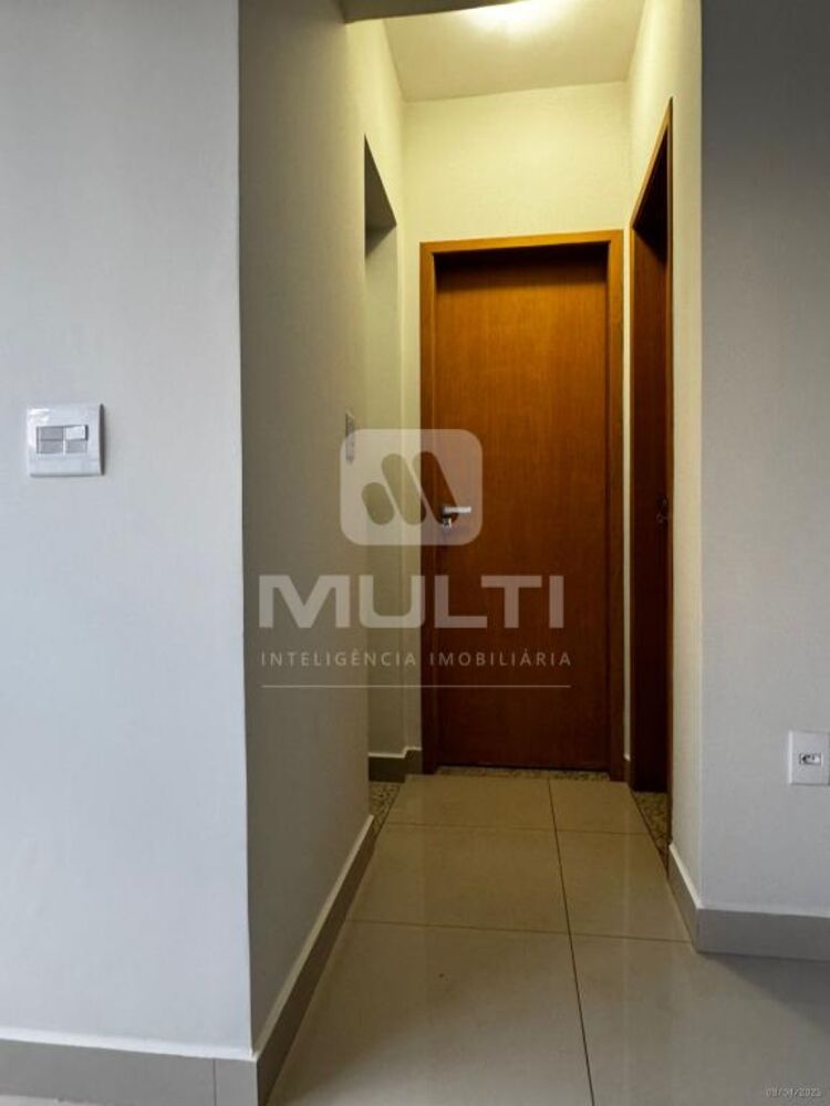 Apartamento à venda com 2 quartos, 60m² - Foto 4