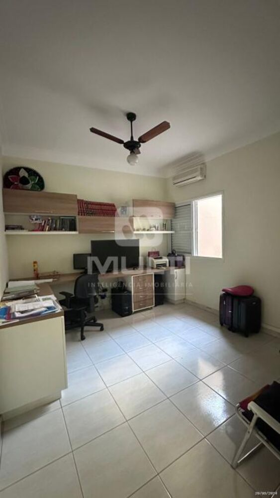 Casa, 4 quartos, 225 m² - Foto 2