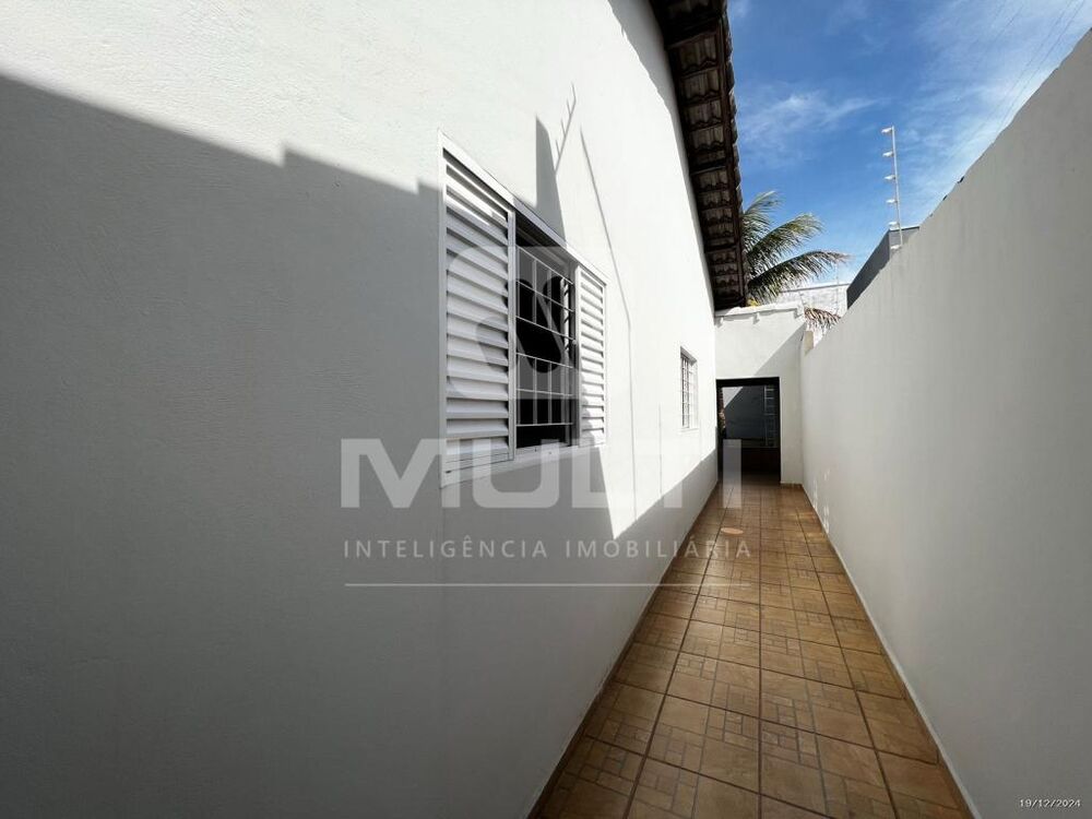 Casa à venda com 3 quartos, 170m² - Foto 6
