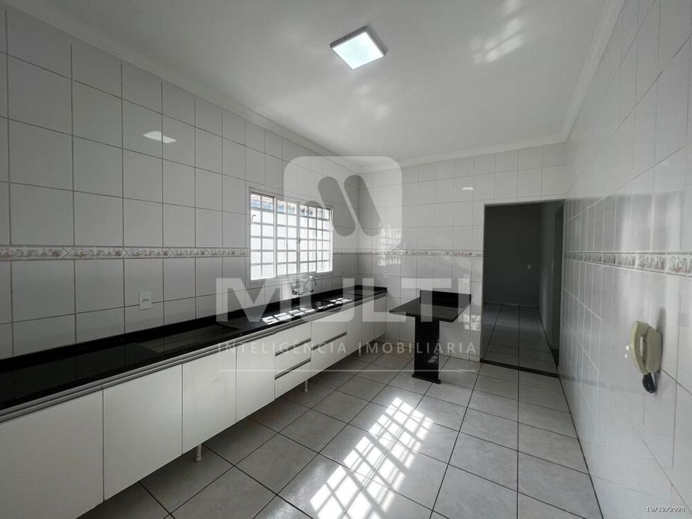 Casa à venda com 3 quartos, 170m² - Foto 9