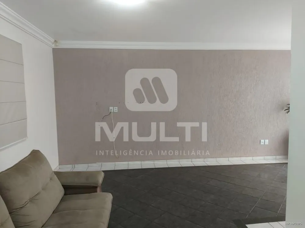 Casa, 3 quartos, 183 m² - Foto 2