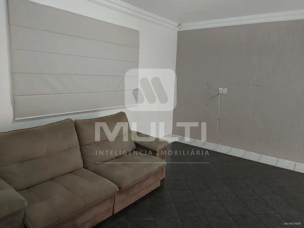 Casa, 3 quartos, 183 m² - Foto 1