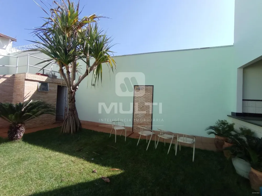 Casa, 4 quartos, 330 m² - Foto 8