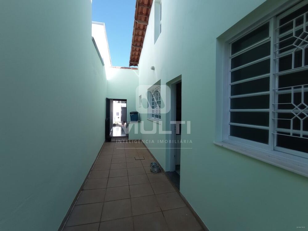 Casa, 4 quartos, 330 m² - Foto 2