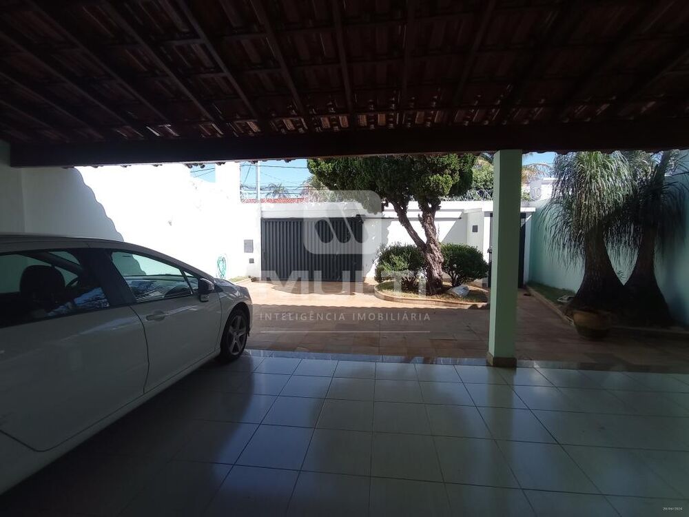 Casa, 4 quartos, 330 m² - Foto 4
