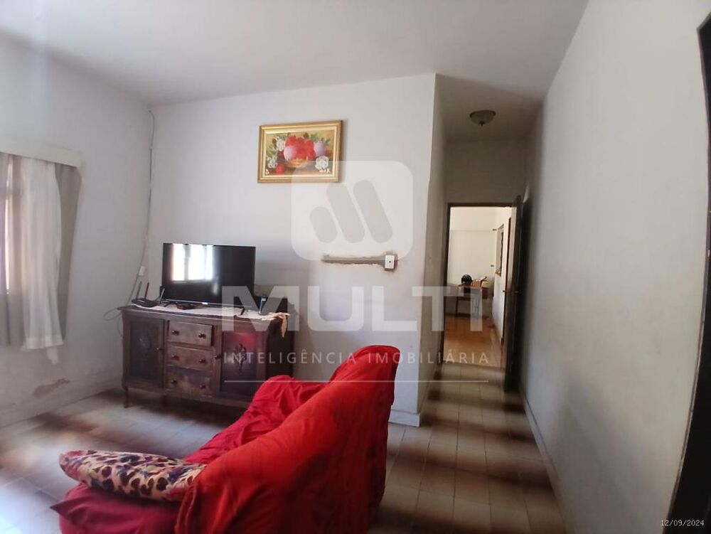 Casa, 4 quartos, 338 m² - Foto 1