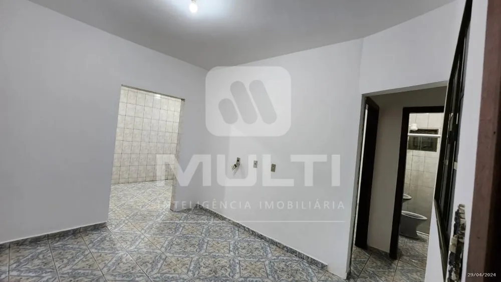 Casa, 2 quartos, 166 m² - Foto 2