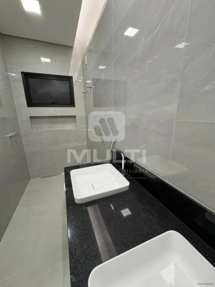 Casa, 6 quartos, 400 m² - Foto 1