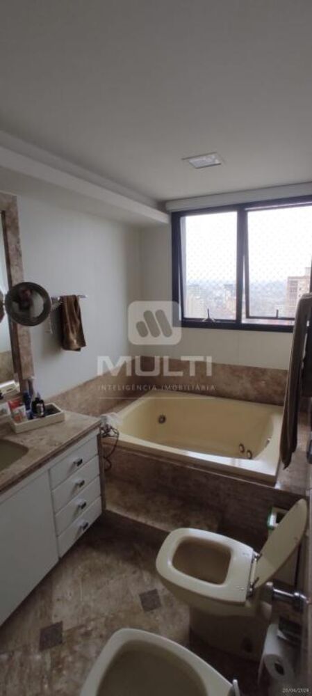 Apartamento, 3 quartos, 272 m² - Foto 10