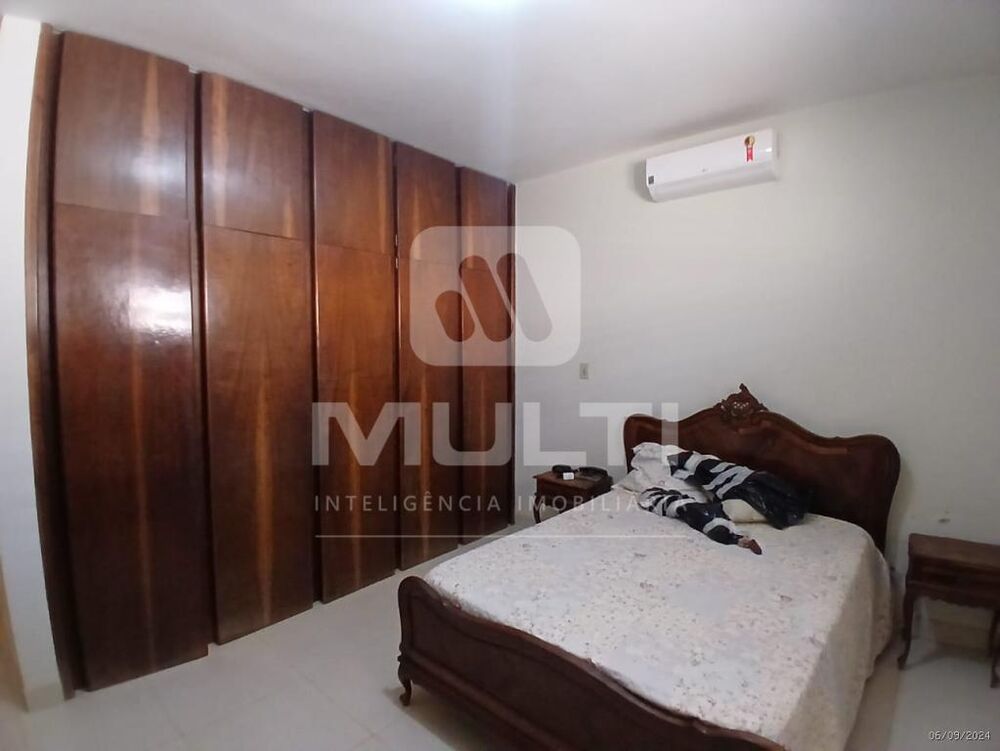 Casa, 5 quartos, 311 m² - Foto 11