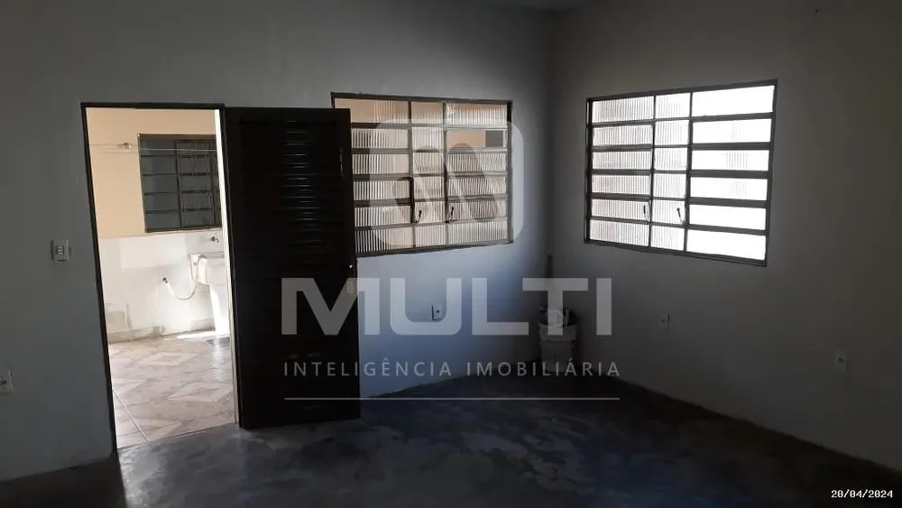 Casa, 3 quartos, 156 m² - Foto 2