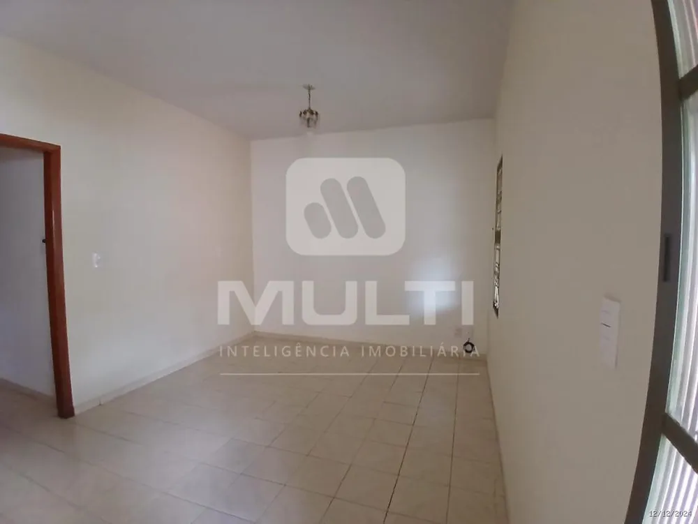 Casa, 3 quartos, 200 m² - Foto 3