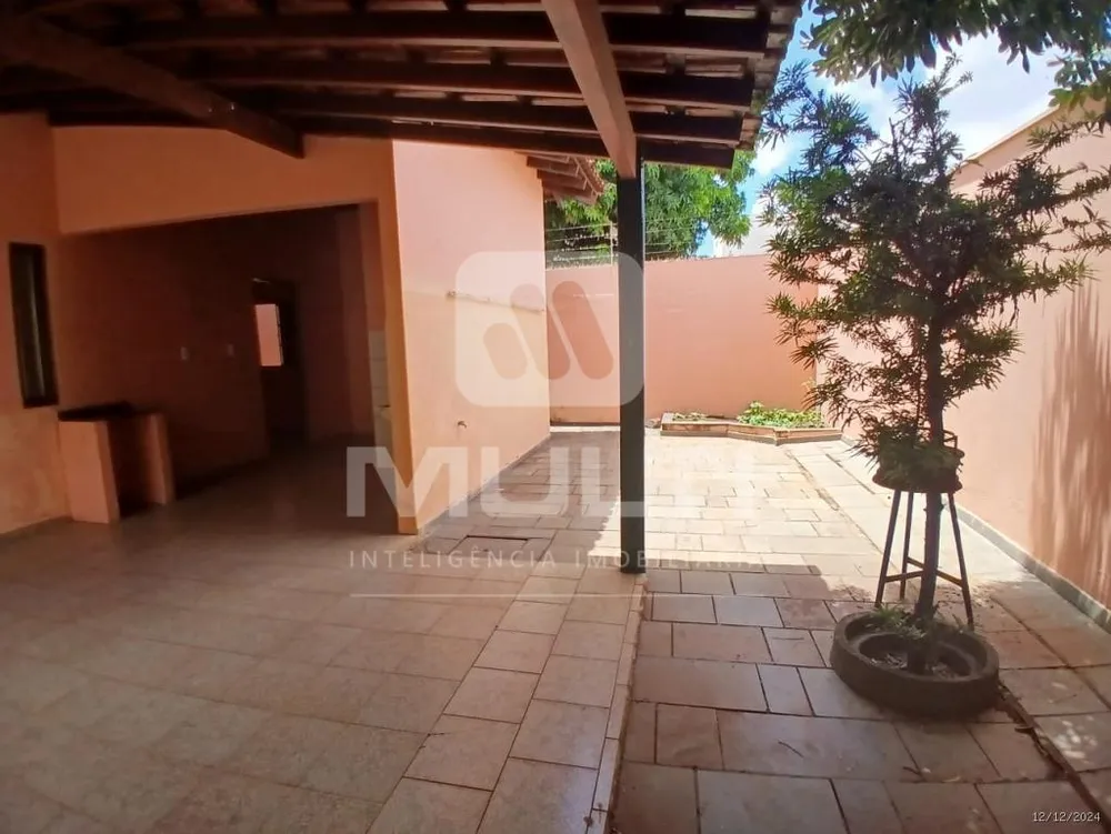 Casa, 3 quartos, 200 m² - Foto 11