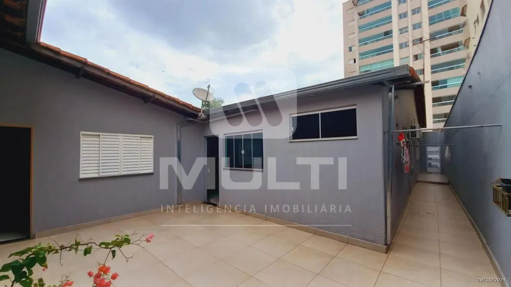 Casa, 5 quartos, 256 m² - Foto 6