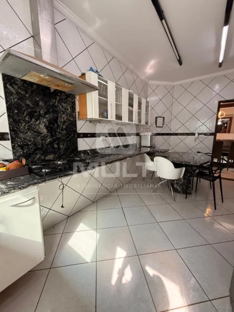 Casa, 3 quartos, 200 m² - Foto 1