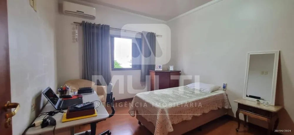 Casa, 4 quartos, 262 m² - Foto 5