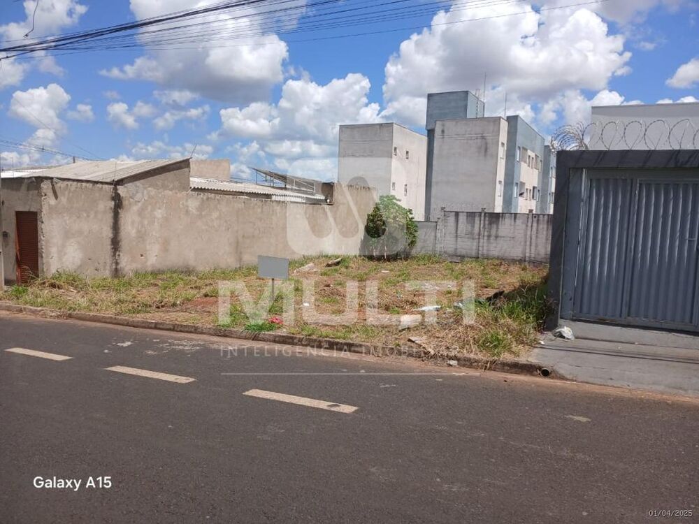 Terreno, 251 m² - Foto 1