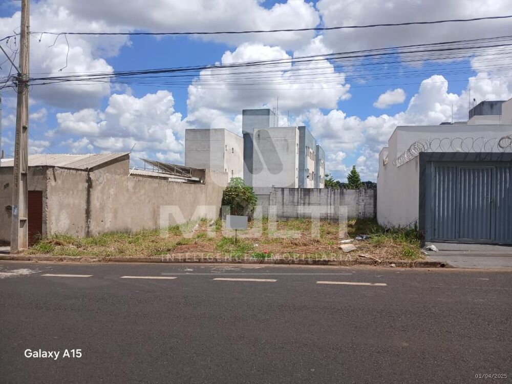 Terreno, 251 m² - Foto 2