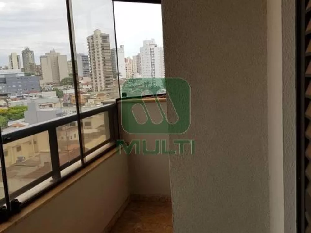 Apartamento à venda com 3 quartos, 203m² - Foto 10