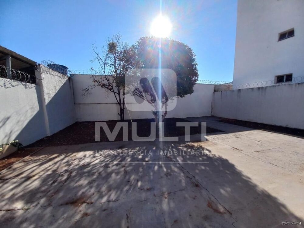 Casa, 3 quartos, 219 m² - Foto 14