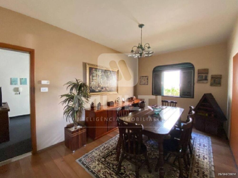 Casa, 3 quartos, 270 m² - Foto 19